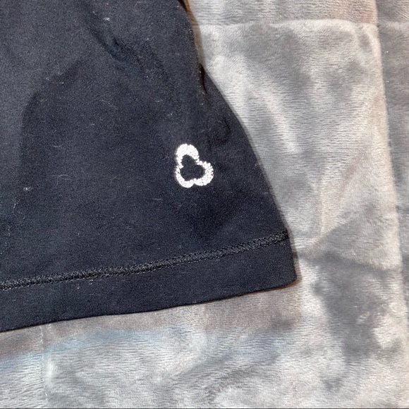 Mesh Heart Back Tank - Picture 3 of 3